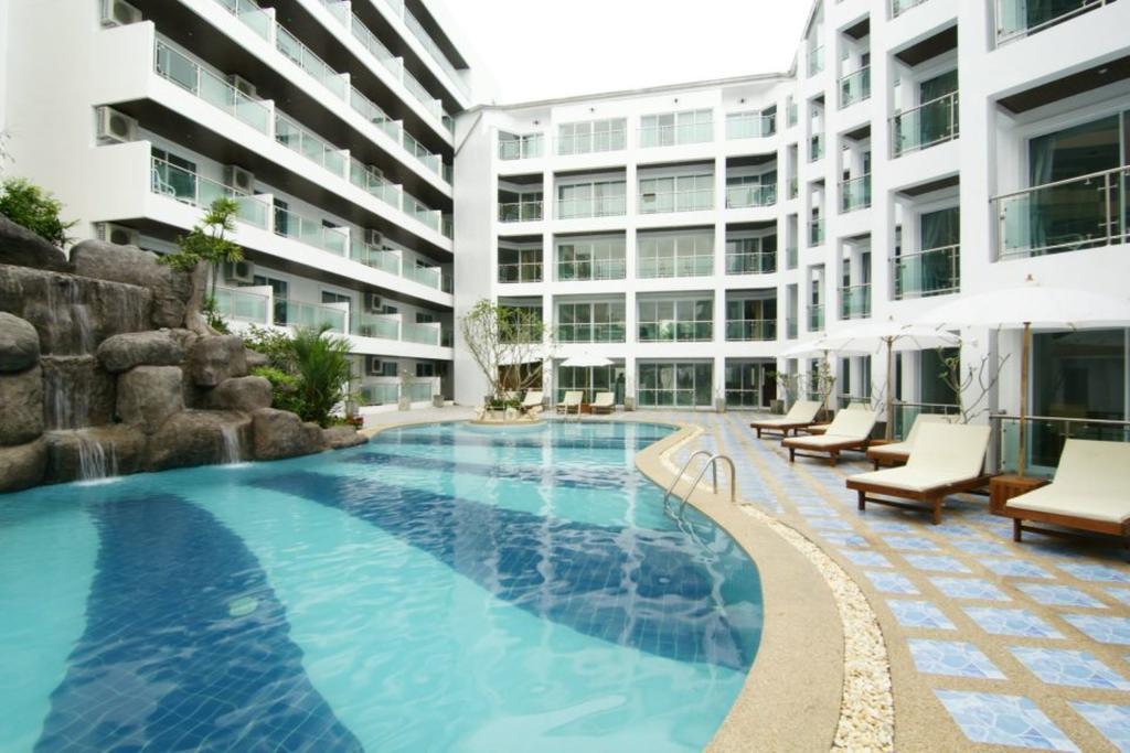 Dragon Beach Resort Jomtien Pattaya Exterior foto